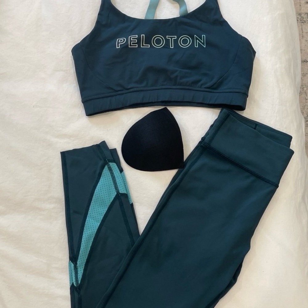 Peloton Sports bra / leggings set
